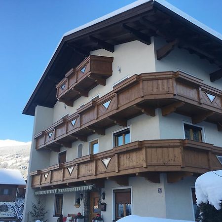 Gaestehaus Neuhauser Apartment Zell am Ziller Exterior photo